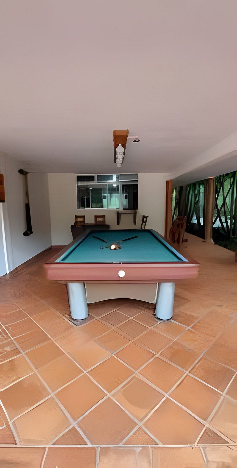 Finca con piscina y cancha en Copacabana Antioquia