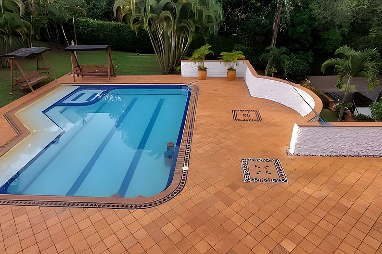 Finca con piscina y cancha en Copacabana Antioquia