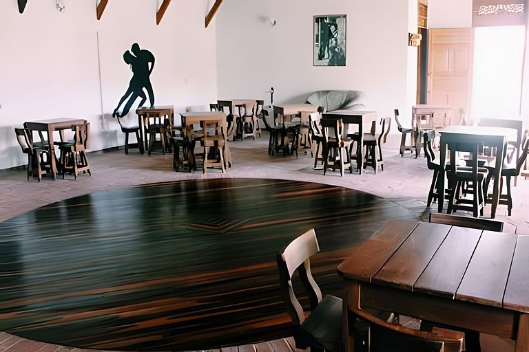 Villa con piscina cerca al parque del Café Quindio