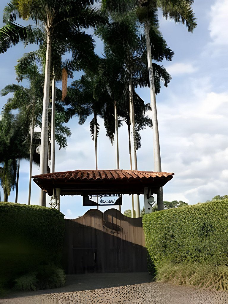 Villa con piscina cerca al parque del Café Quindio