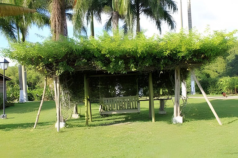 Villa con piscina cerca al parque del Café Quindio