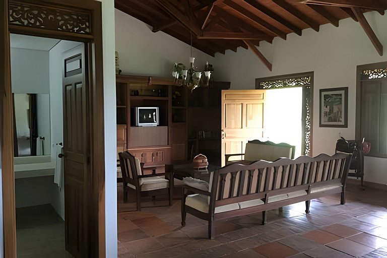 Villa con piscina cerca al parque del Café Quindio