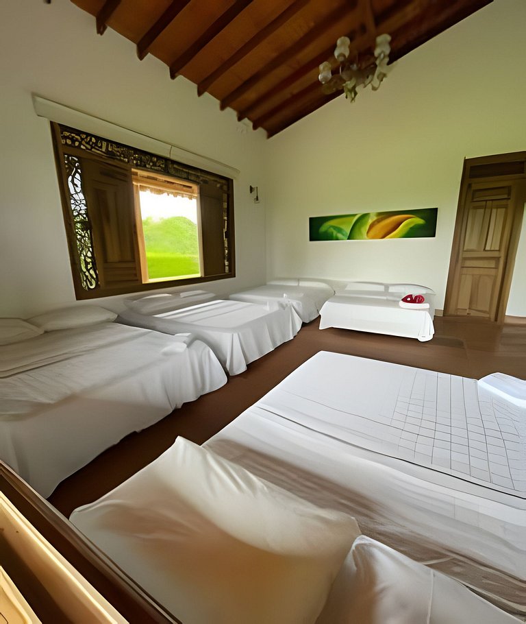 Villa con piscina cerca al parque del Café Quindio