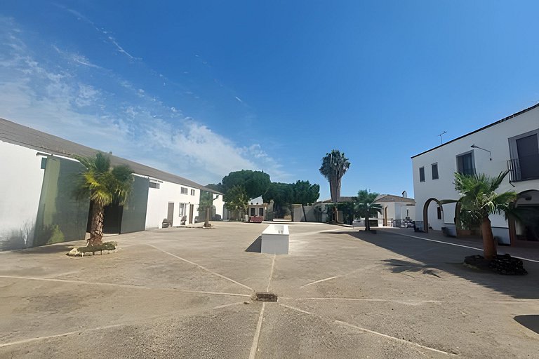 Casa campestre con piscina en Cortijo las cruces.