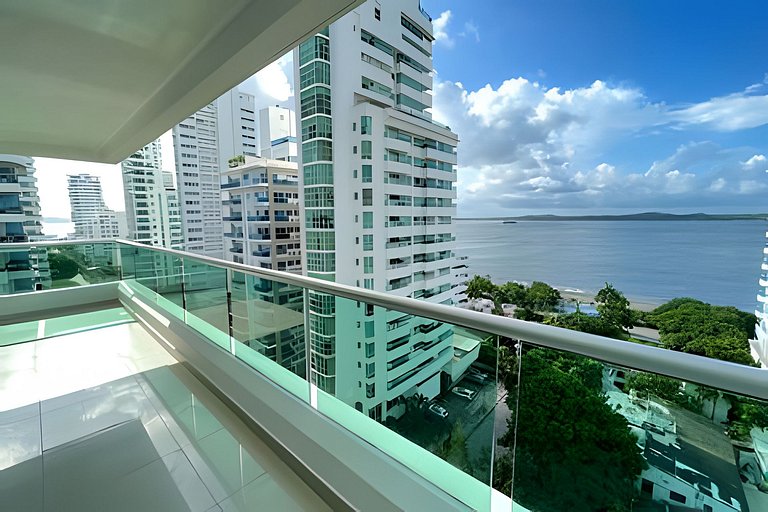 Apartamento en Cartagena frente al mar con piscina