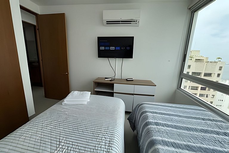 Apartamento en Cartagena frente al mar con piscina