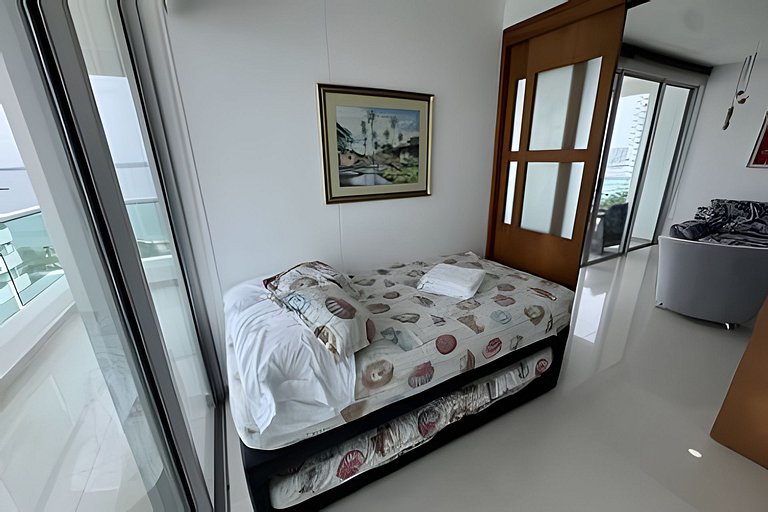 Apartamento en Cartagena frente al mar con piscina