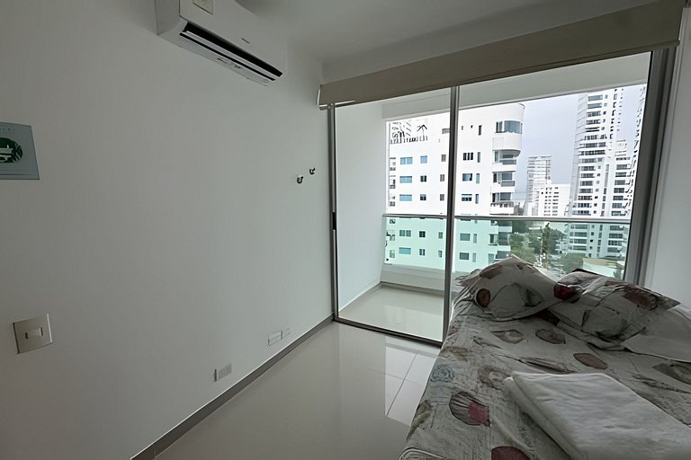 Apartamento en Cartagena frente al mar con piscina