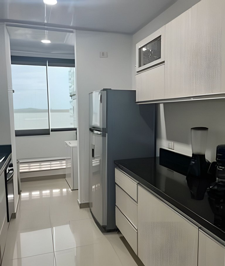 Apartamento en Cartagena frente al mar con piscina