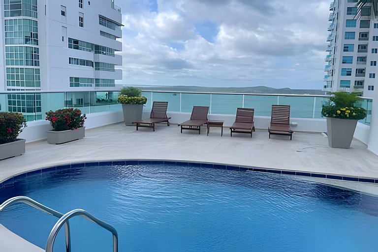 Apartamento en Cartagena frente al mar con piscina