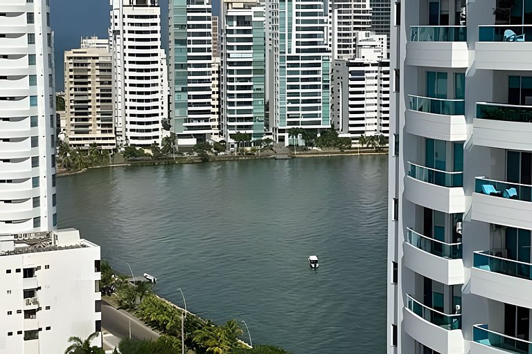 Apartamento en Cartagena frente al mar con piscina