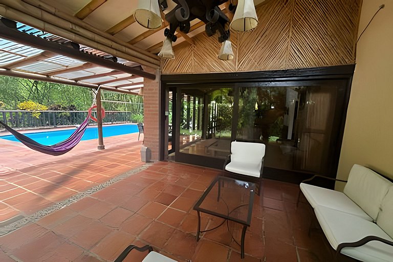 Casa con piscina privada fincas panaca, Quindío