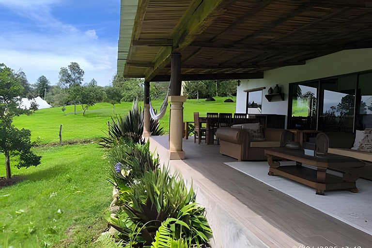 Chalet campestre cerca a Llanogrande
