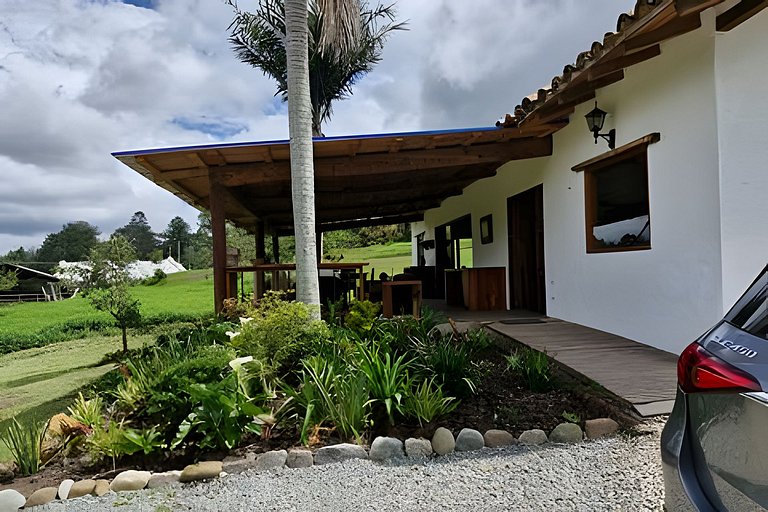 Chalet campestre cerca a Llanogrande