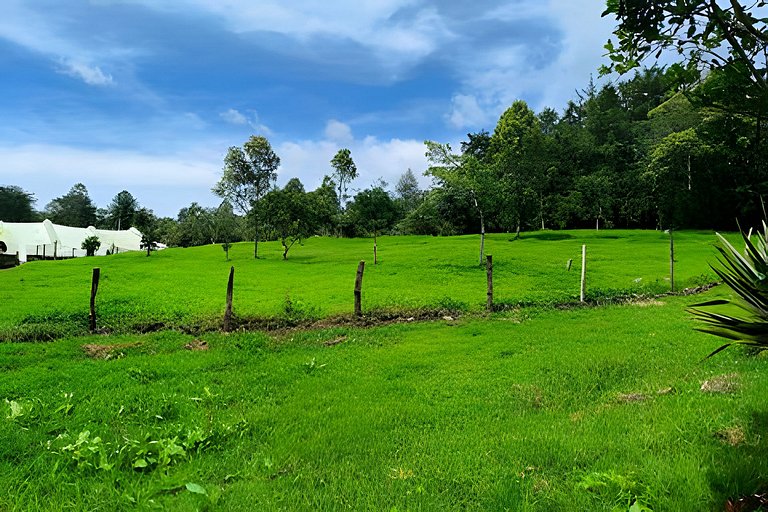 Chalet campestre cerca a Llanogrande