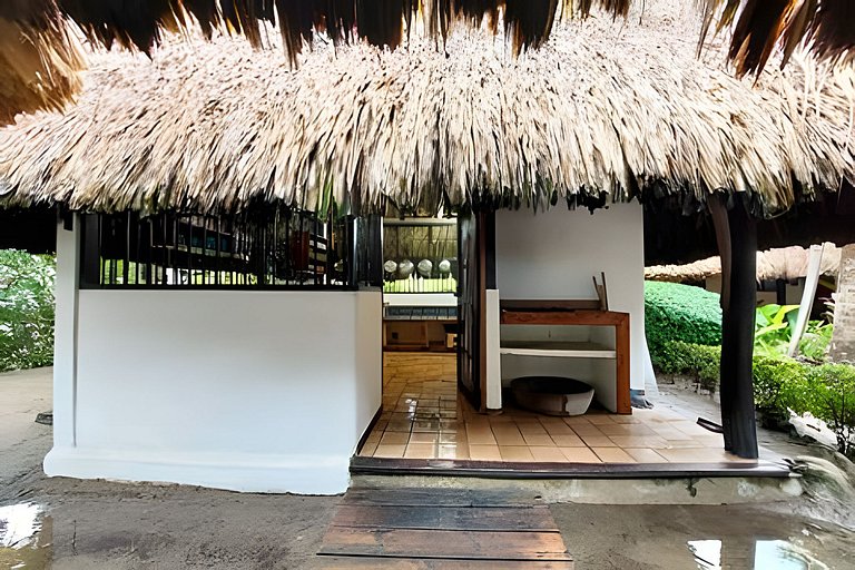 Villa independiente con playa privada en el Calao