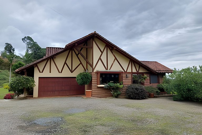 Villa con espectacular vista y chimenea en La Ceja