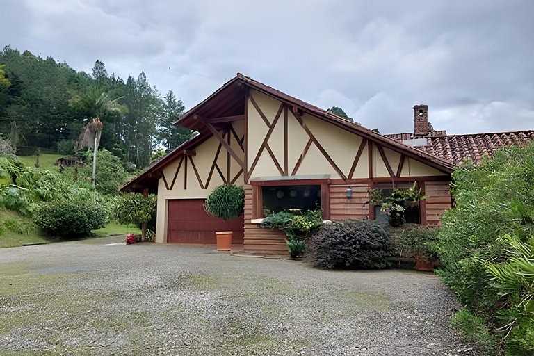 Villa con espectacular vista y chimenea en La Ceja