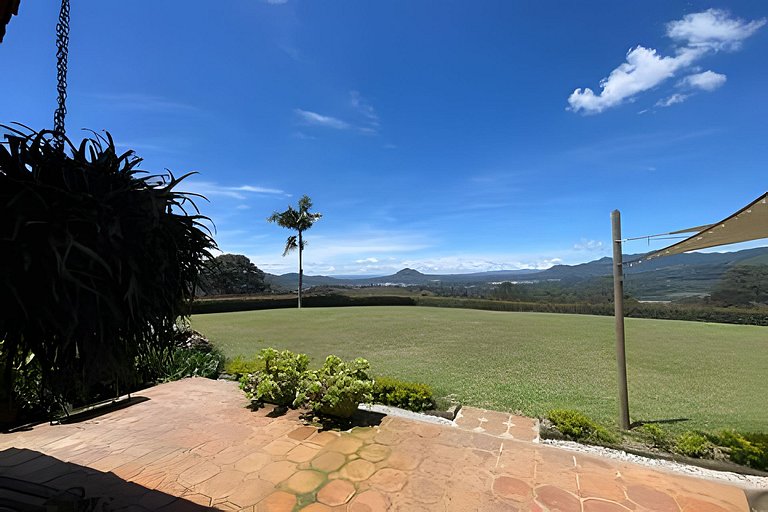 Villa con espectacular vista y chimenea en La Ceja