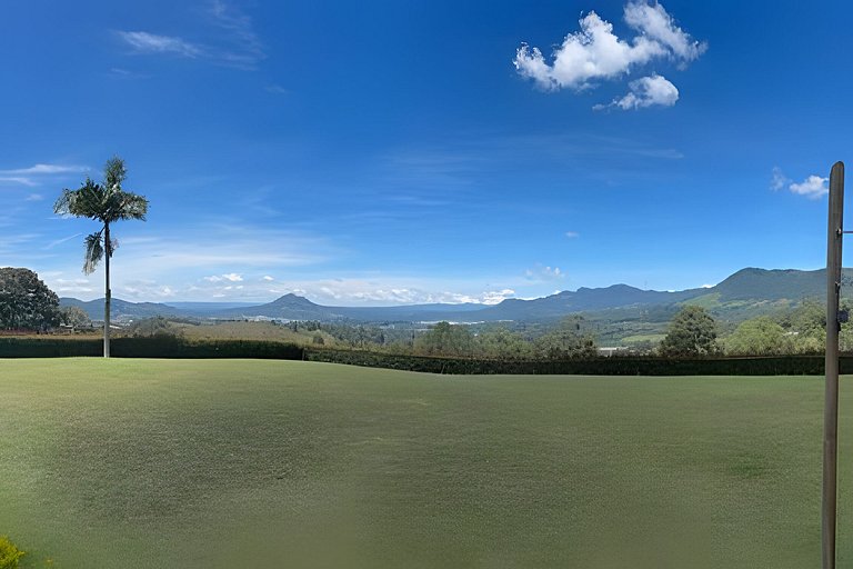 Villa con espectacular vista y chimenea en La Ceja
