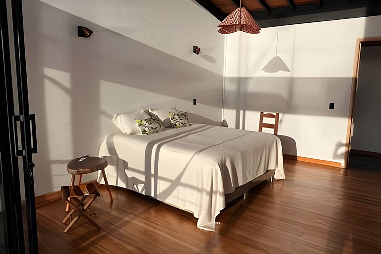 Villa frente a la represa vista a piedra del peñol