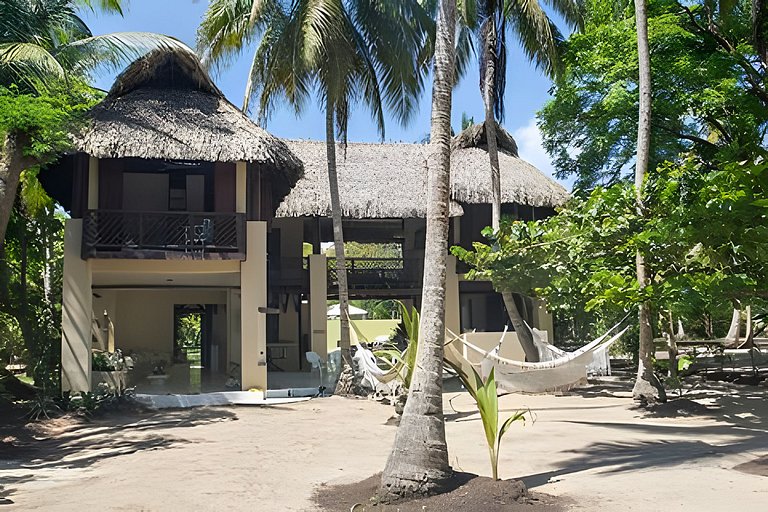 Villa frente al mar en playa el Calao, San Antero