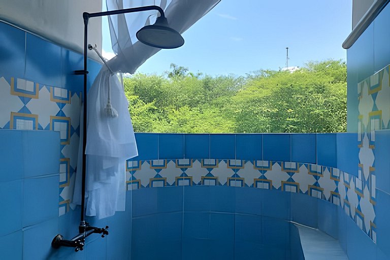 Casa en Cauca Viejo con piscina, jacuzzi y turco