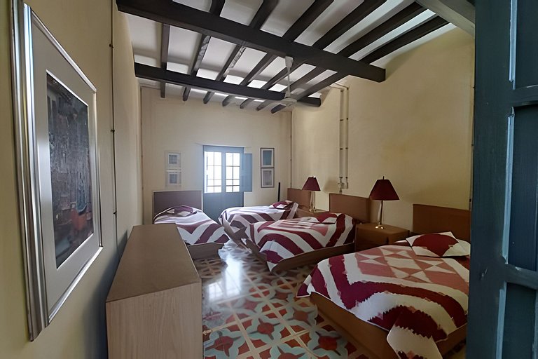 Casa en Cauca Viejo con piscina, jacuzzi y turco