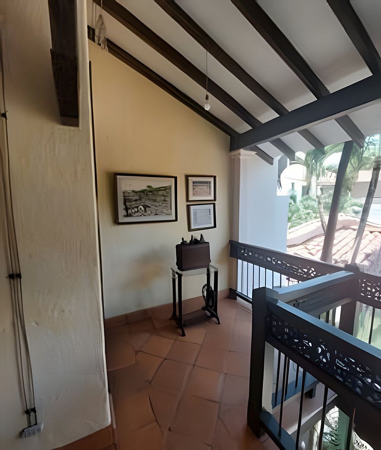 Casa en Cauca Viejo con piscina, jacuzzi y turco