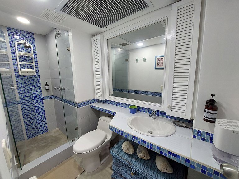 Apartamento en San Andrés frente al mar, piscina