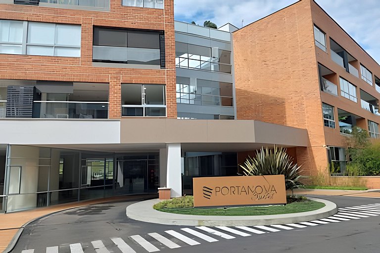 Apartasuite en Rionegro, piscina, gimnasio y spa