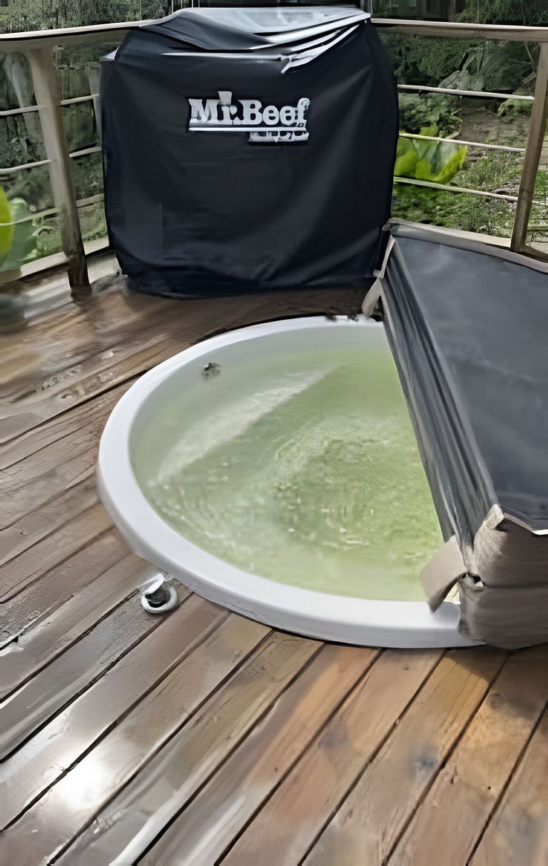 Cabaña romantica con jacuzzi frente a la represa