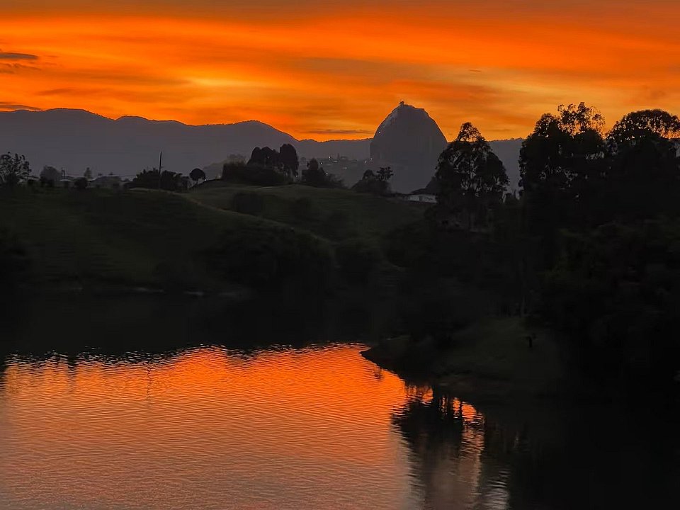 El Peñol: aventura y paisajes infinitos en Antioquia